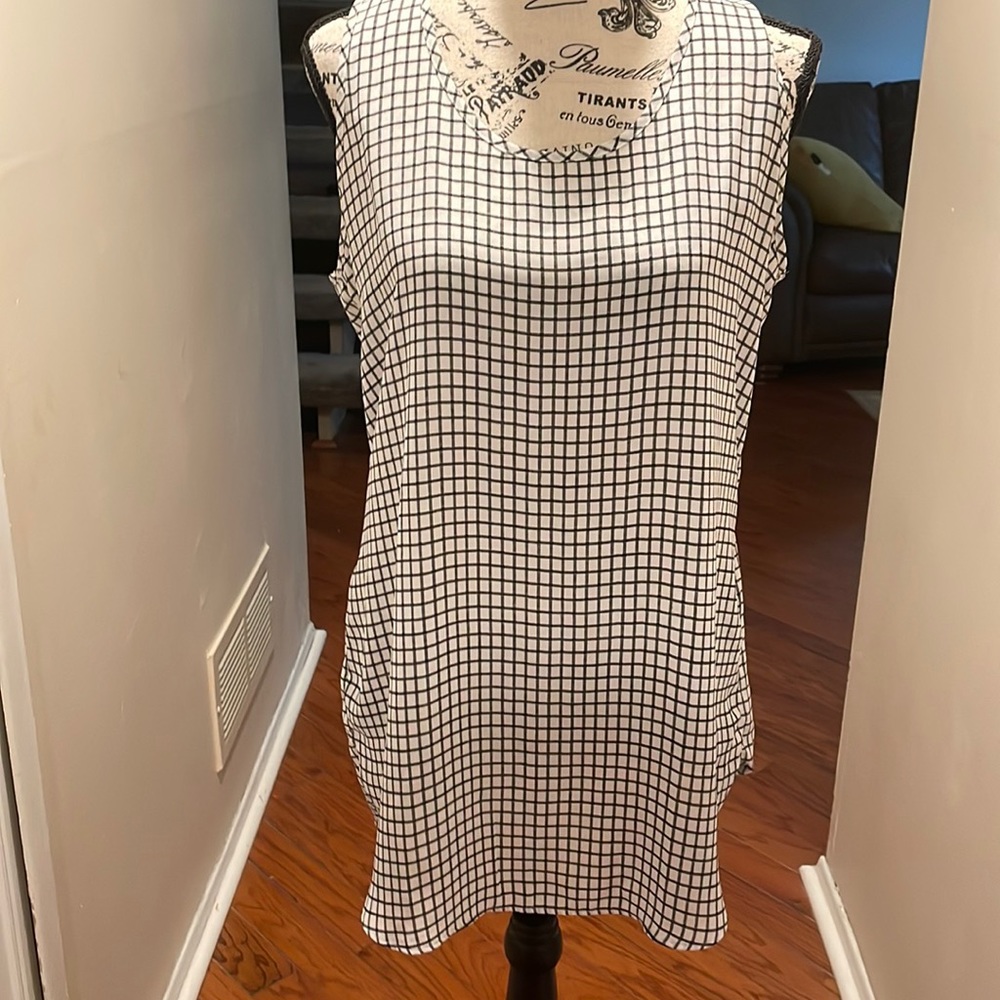 Loft size small sleeveless tunic